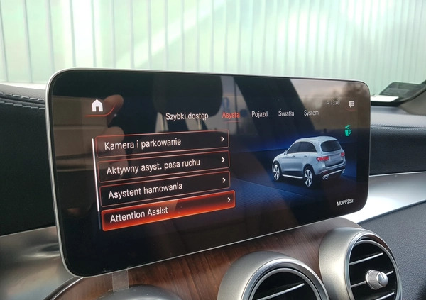 Mercedes-Benz GLC cena 188888 przebieg: 53400, rok produkcji 2019 z Biała Podlaska małe 704